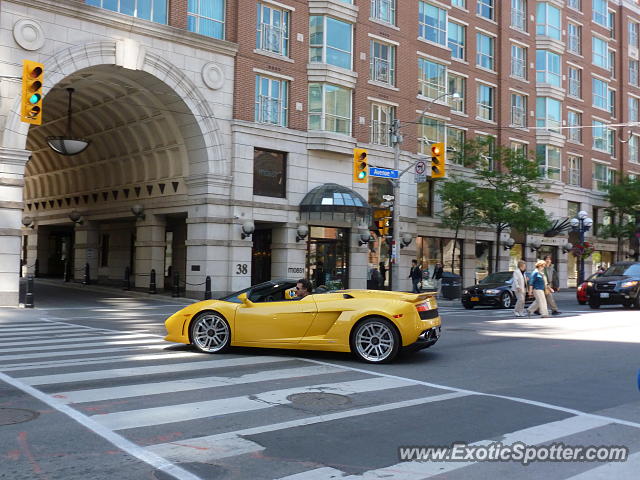 Lamborghini Gallardo spotted in Toronto, Canada