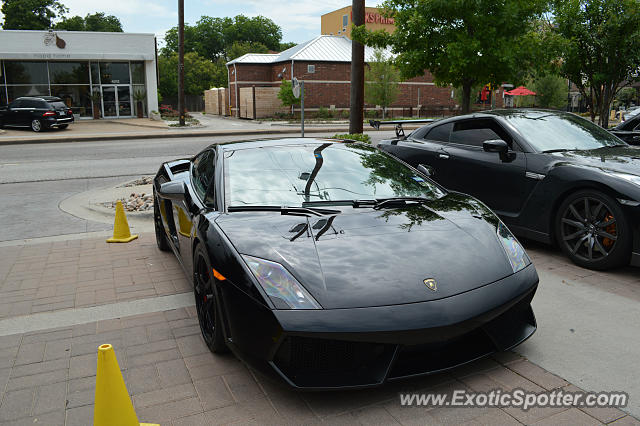 Lamborghini Gallardo spotted in Dallas, Texas