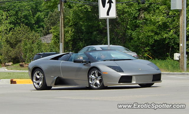Lamborghini Murcielago spotted in Bannockburn, Illinois
