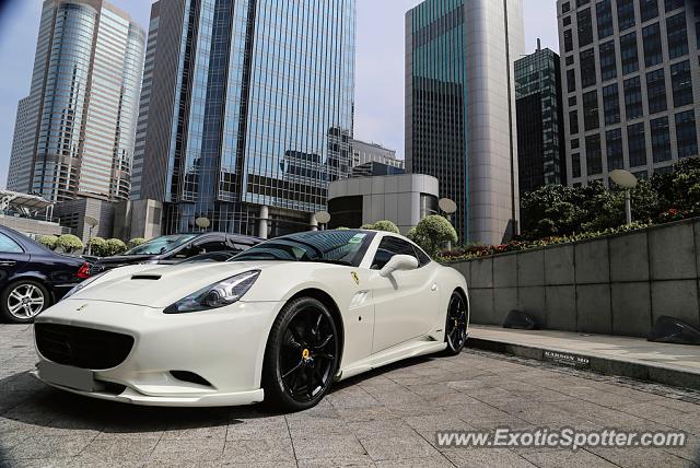 Ferrari California spotted in Hong Kong, China