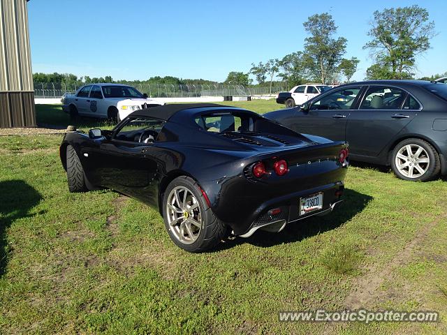 Lotus Elise spotted in Brainerd, Minnesota