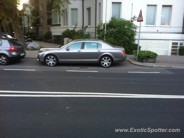 Bentley Continental spotted in Duesseldorf, Germany