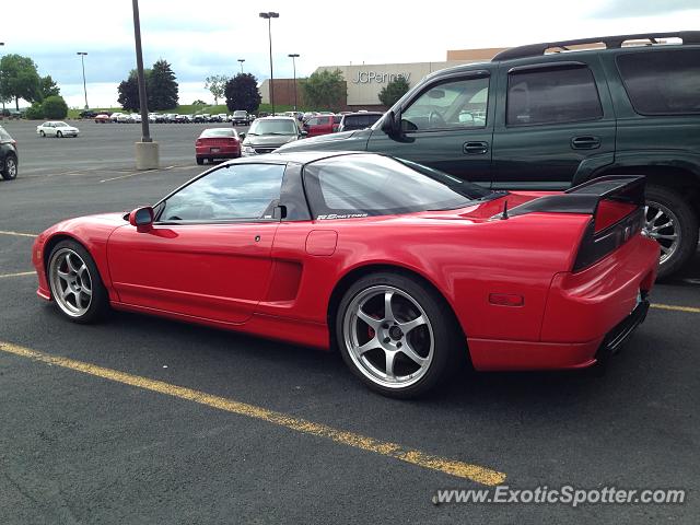 Acura NSX spotted in Burnsville, Minnesota