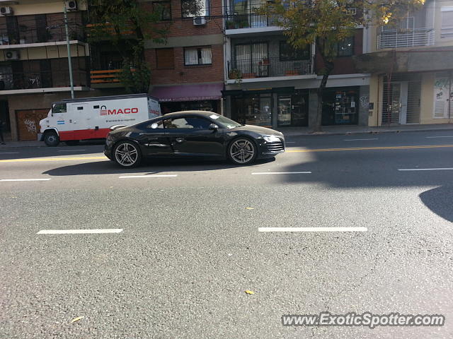 Audi R8 spotted in Buenos Aires, Argentina