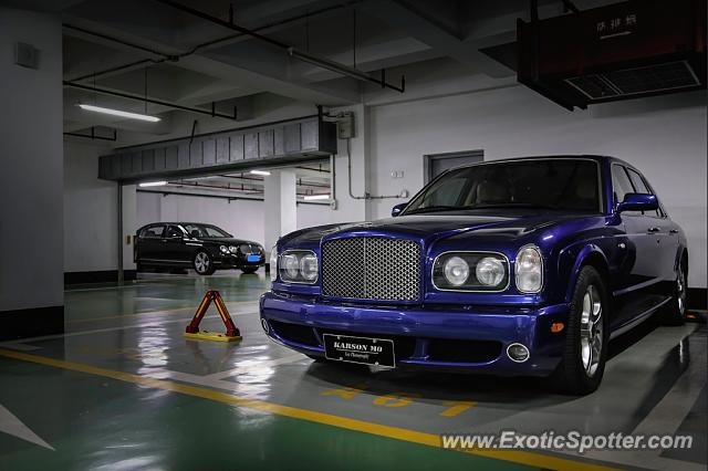 Bentley Arnage spotted in Shanghai, China