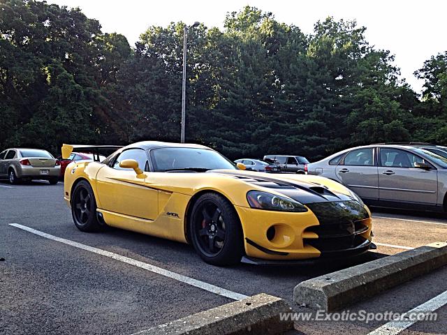 Dodge Viper spotted in Columbus, Ohio