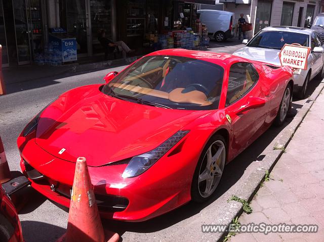 Ferrari 458 Italia spotted in Istanbul, Turkey