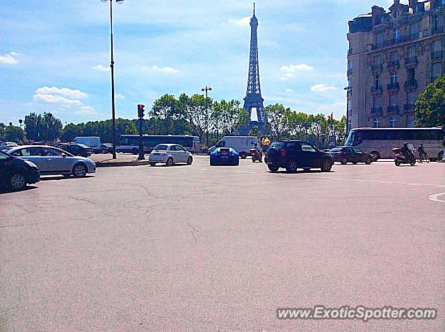 Bugatti Veyron spotted in Paris, France