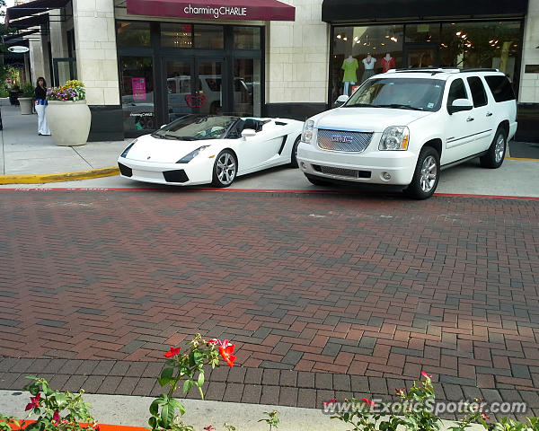 Lamborghini Gallardo spotted in The Woodlands, Texas