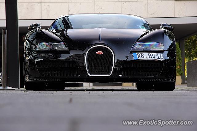 Bugatti Veyron spotted in Berlin, Germany