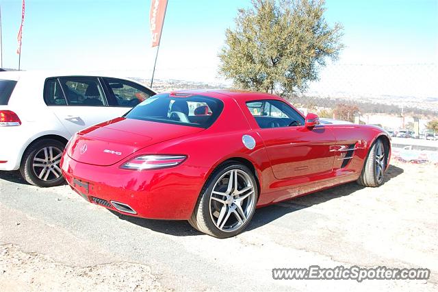 Mercedes SLS AMG spotted in Johannesburg, South Africa