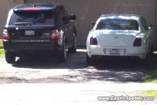 Bentley Continental spotted in Downers Grove, Illinois