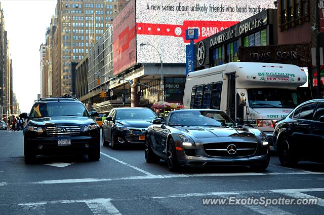 Mercedes SLS AMG spotted in Manhattan, New York