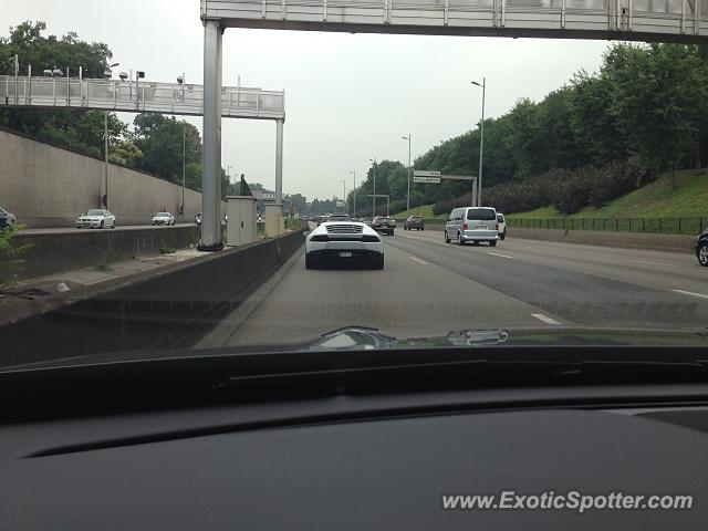 Lamborghini Huracan spotted in PARIS, France