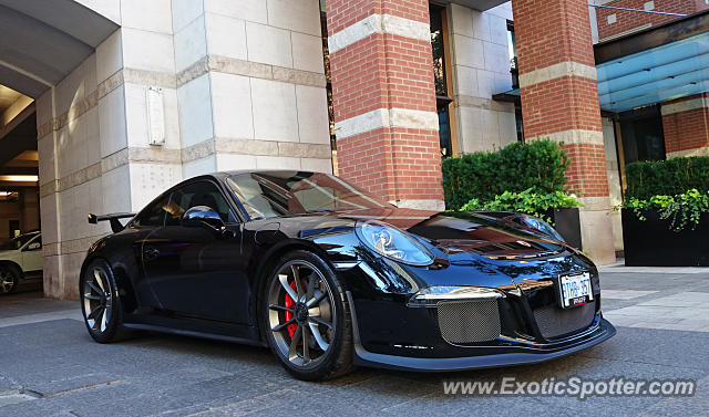 Porsche 911 GT3 spotted in Toronto, Ontario, Canada