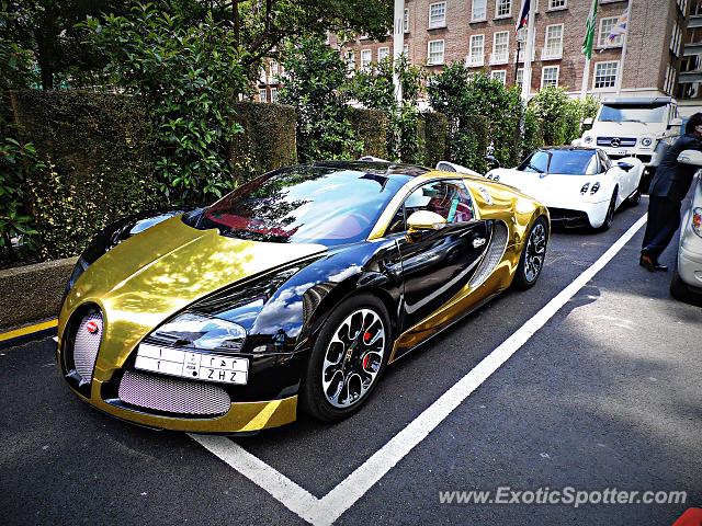 Bugatti Veyron spotted in London, United Kingdom