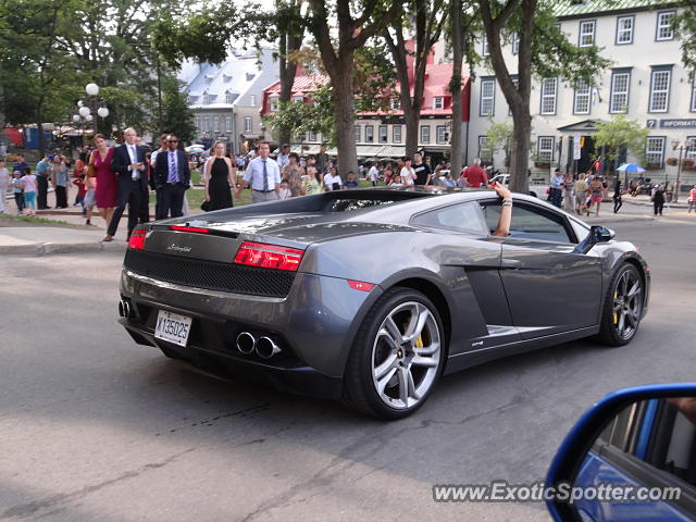 Lamborghini Gallardo spotted in Old Québec city, Canada