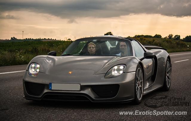 Porsche 918 Spyder spotted in A6, Germany