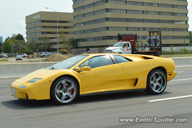 Lamborghini Diablo spotted in Toronto, Canada