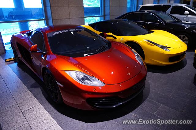 Mclaren MP4-12C spotted in Kuala lumpur, Malaysia