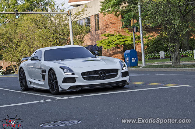 Mercedes SLS AMG spotted in Greenwich, Connecticut