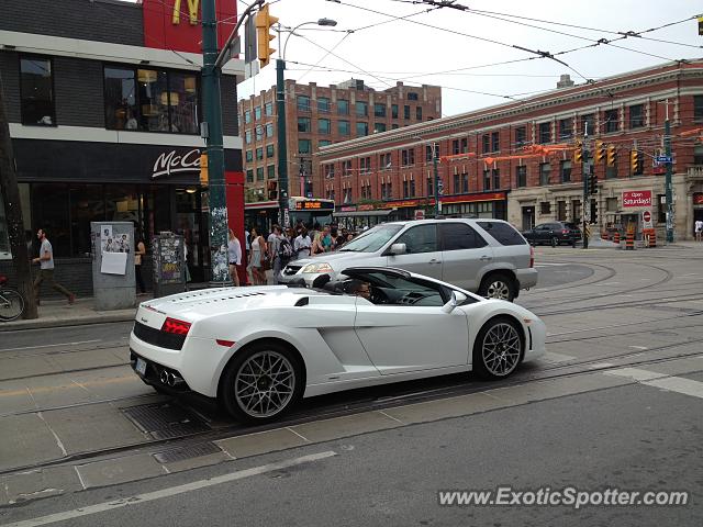 Lamborghini Gallardo spotted in Toronto, Canada