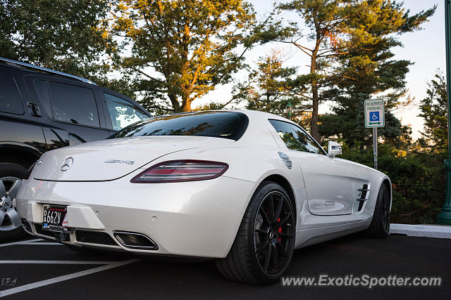 Mercedes SLS AMG spotted in Hershey, Pennsylvania