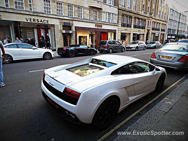 Lamborghini Gallardo spotted in London, United Kingdom