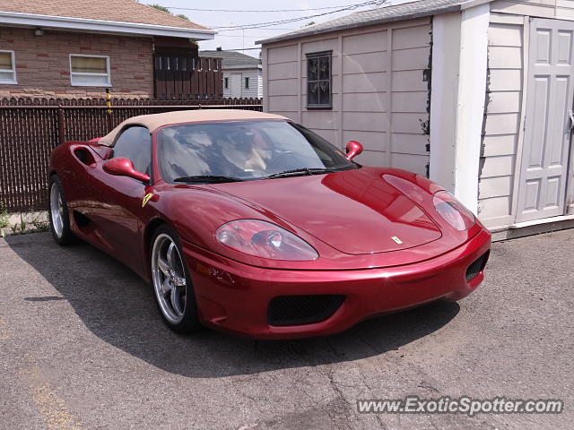 Ferrari 360 Modena spotted in Québec, Canada