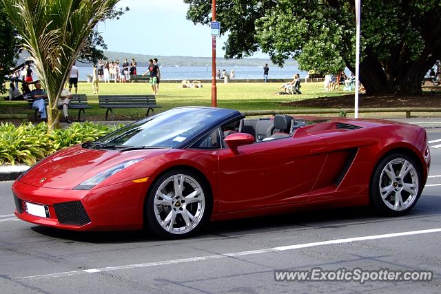 Lamborghini Gallardo spotted in Auckland, New Zealand