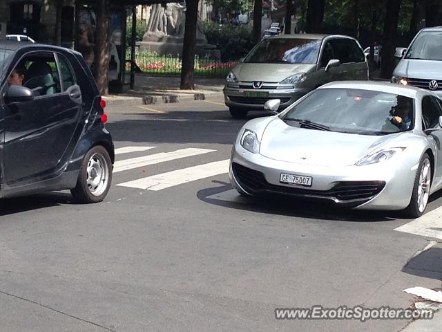 Mclaren MP4-12C spotted in Paris, France