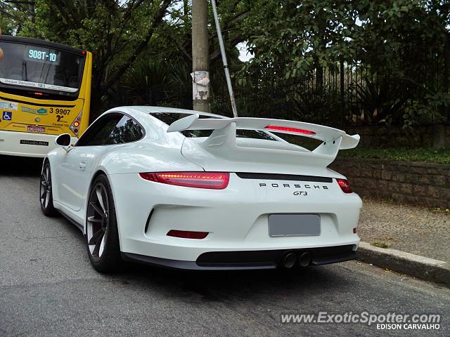 Porsche 911 GT3 spotted in São Paulo, Brazil