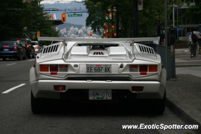 Lamborghini Countach spotted in Vancouver, Canada