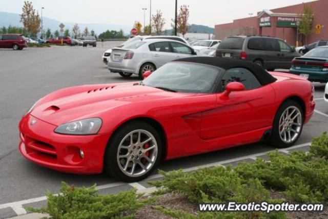 Dodge Viper spotted in Unknown, North Carolina