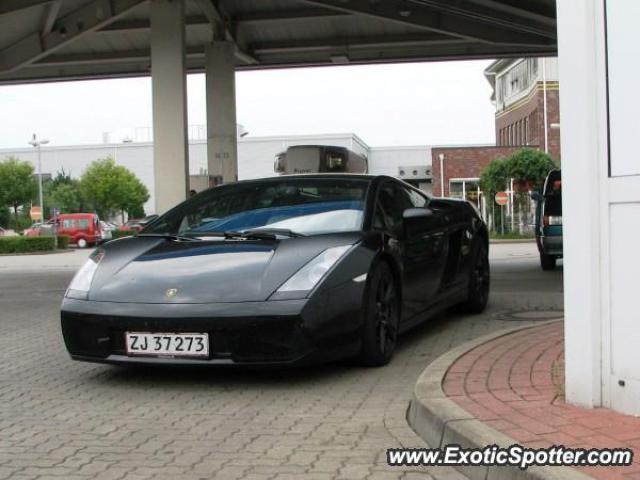 Lamborghini Gallardo spotted in Hamburg, Germany