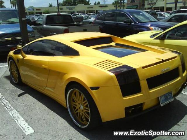 Lamborghini Gallardo spotted in Orlando, Florida