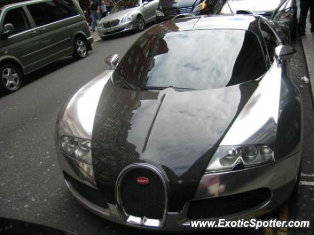 Bugatti Veyron spotted in London, United Kingdom