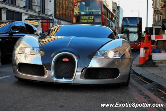 Bugatti Veyron spotted in London, United Kingdom