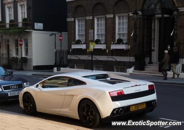 Lamborghini Gallardo spotted in London, United Kingdom