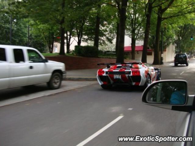 Lamborghini Diablo spotted in PORTLAND, Oregon