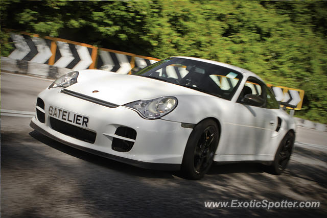 Porsche 911 GT2 spotted in Hong Kong, China