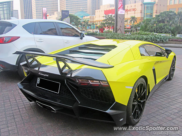 Lamborghini Aventador spotted in Jakarta, Indonesia