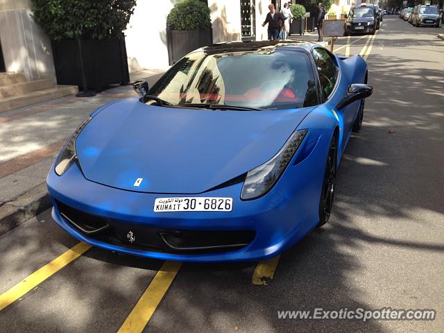 Ferrari 458 Italia spotted in Paris, France