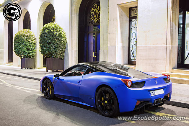 Ferrari 458 Italia spotted in Paris, France