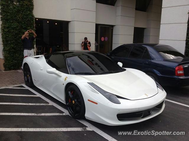 Ferrari 458 Italia spotted in Guatemala City, Guatemala