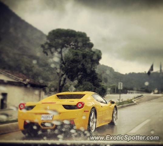 Ferrari 458 Italia spotted in Guatemala City, Guatemala