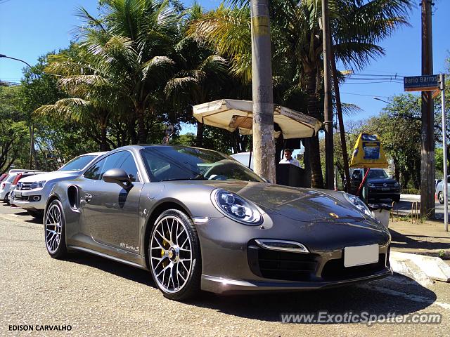 Porsche 911 Turbo spotted in São Paulo, Brazil