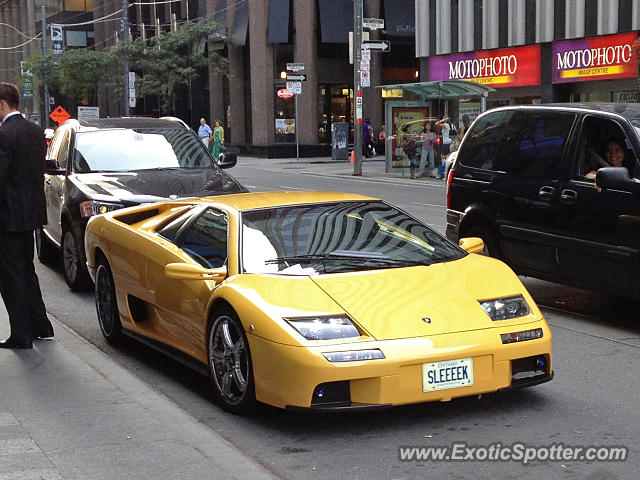 Lamborghini Diablo spotted in Toronto, Canada