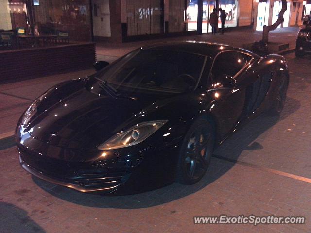 Mclaren MP4-12C spotted in Lima, Peru