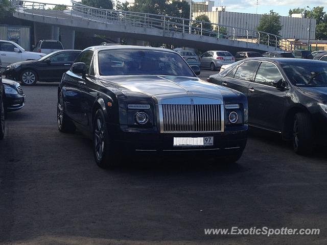 Rolls Royce Phantom spotted in Moscow, Russia